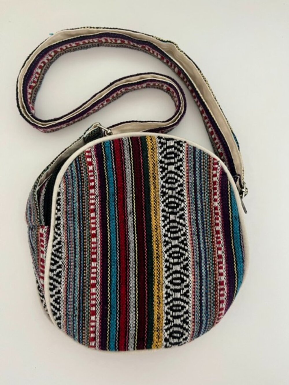 New! Himalayan Hemp Boho Round Crossbody Bag - Picture 3 of 6